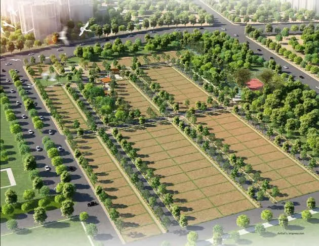 Mid Plot, South Side in Sector 62
